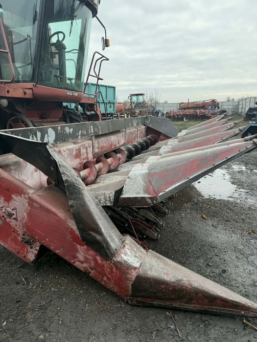 Жатка кукурудзяна 1083