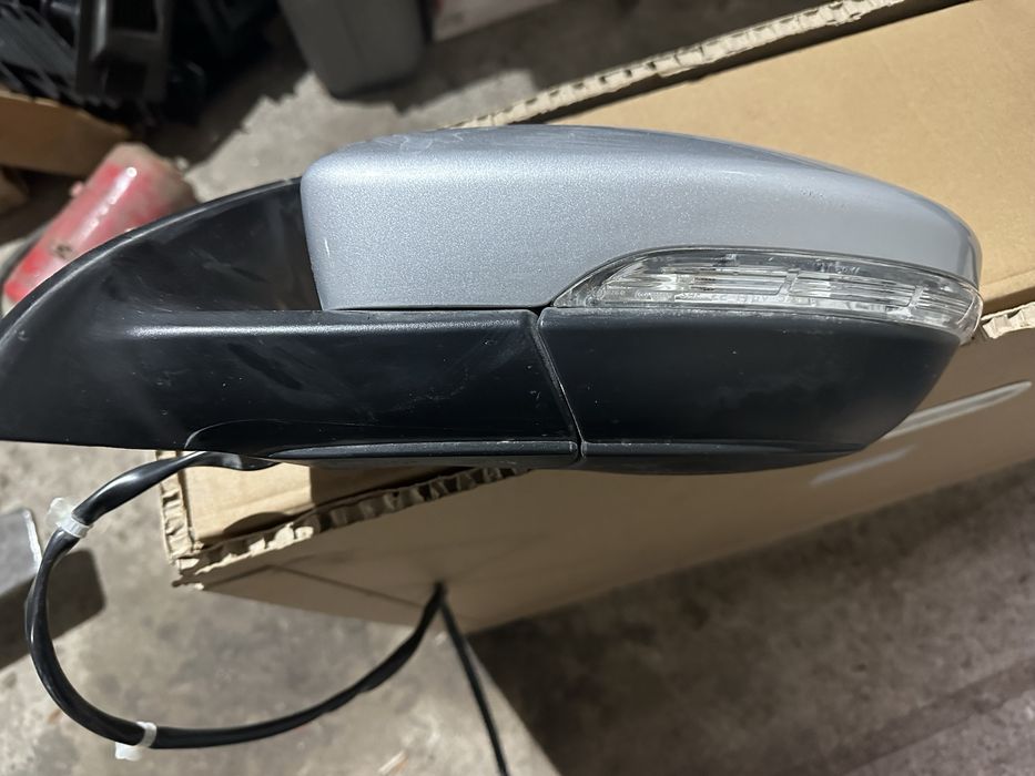 Продам дзеркала пасат b 7 usa