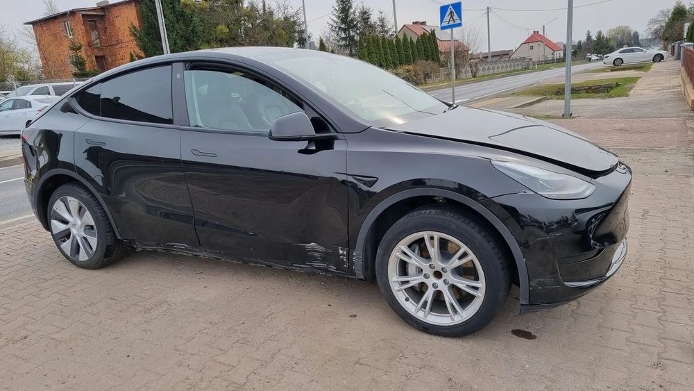 Tesla Model Y Zadbany