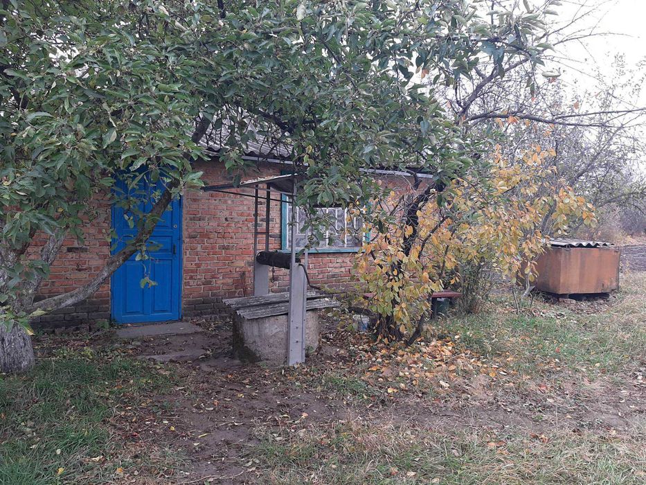 Продам ділянку 0,17 га з будівлею в с. Крюково (15 км від Полтави)