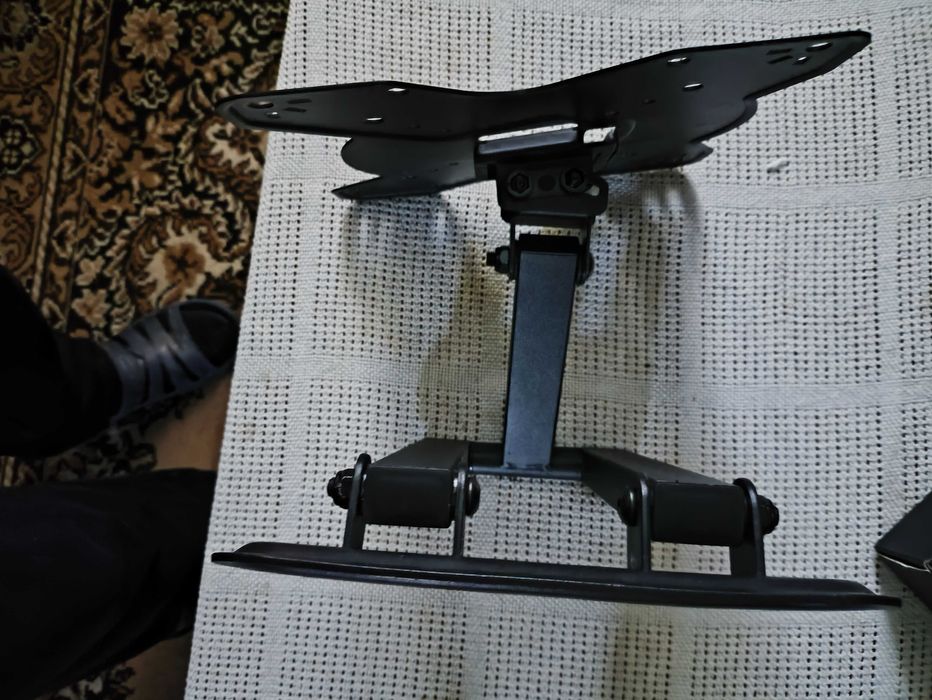 Кронштейн для телевізора