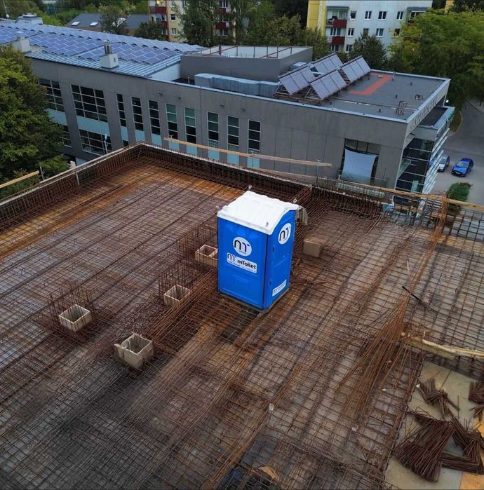 Toaleta przenośna wynajem toalety toalet kabina wc na budowę imprezę