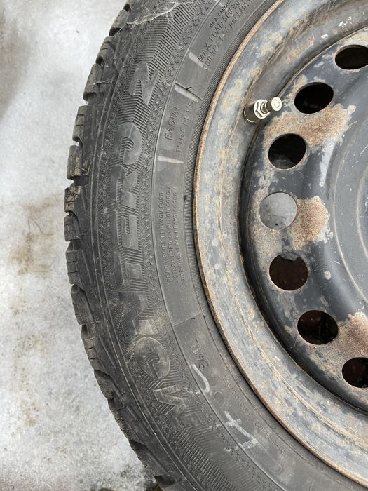 Колеса зимові 15 195/60 Montero