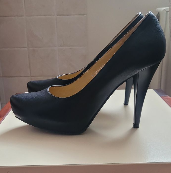 Туфлі жіночі модельні