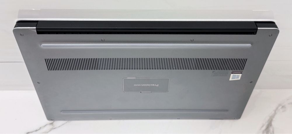 DELL Precision 5540 15.6"FHD IPS|i9-9980HK|32GB|512SSD|T2000|АКБ 12%