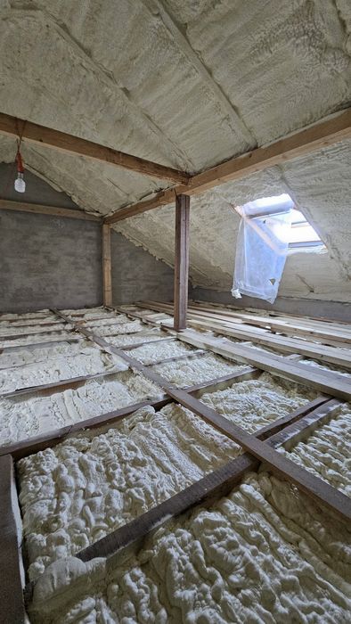 Утеплення Пінополіуретаном,Піною(ППУ)дахів,перекриття,каркасники,ангар