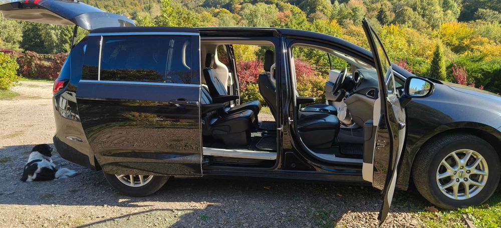 Chrysler Pacifica TOURING L 2023