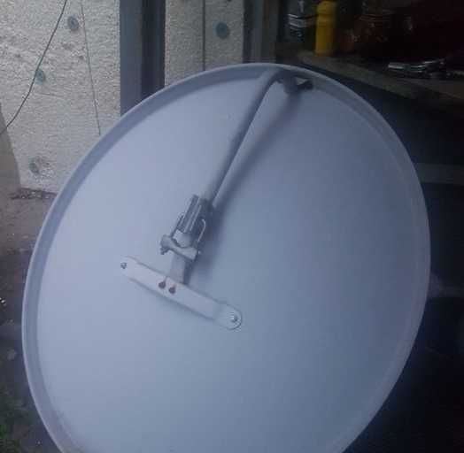 Спутниковая тарелка
