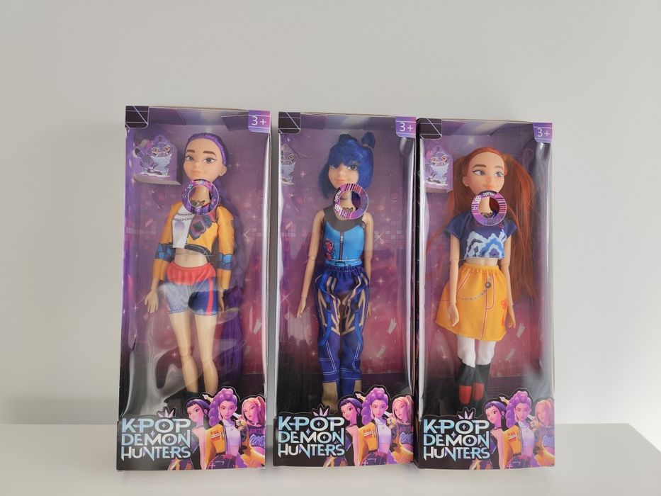 Conjunto 3 Bonecas com música e luz K POP Demon hunters- Nov
