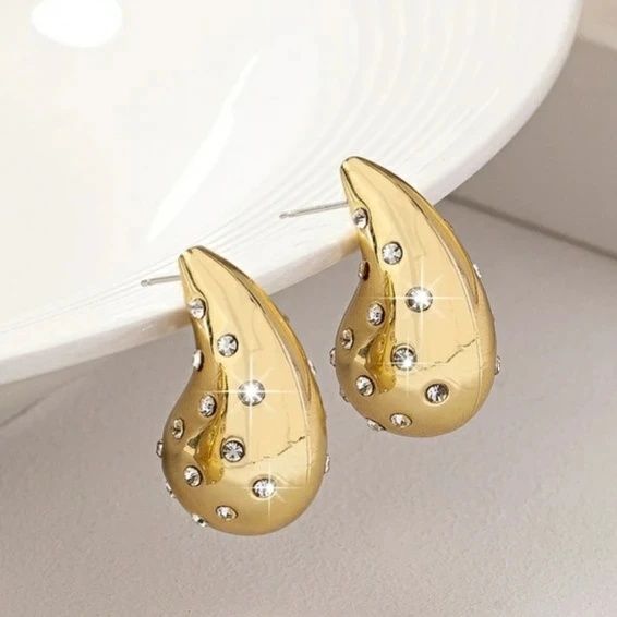 Pozłacane kolczyki ozdobne lekkie krople