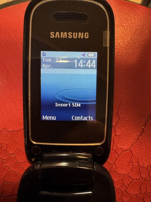 Telefon samsung GT-E1270 nowy
