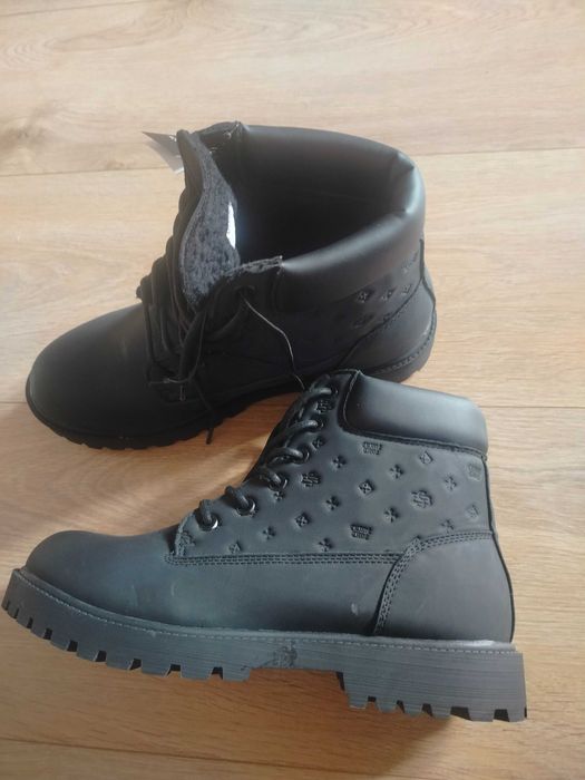 Nowe buty za kostkę trekkingowe 45 new yorker wiązane jesienne zimowe