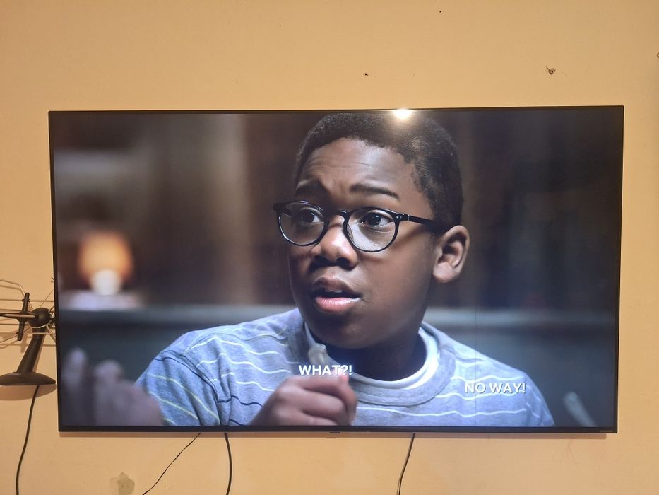 sprzedam telewizor 65 cali