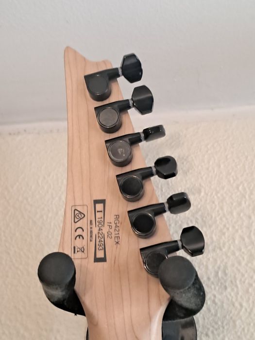 Guitarra elétrica ibanez RG421EX-BFK