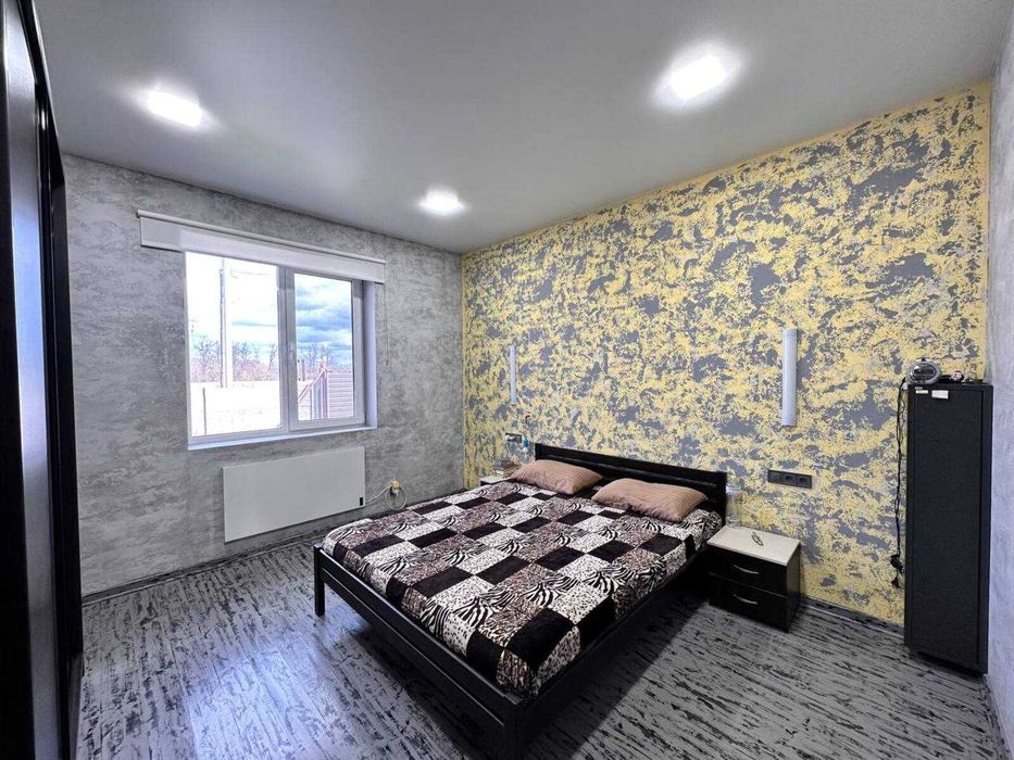 Продаж дуплексу, Хуторок