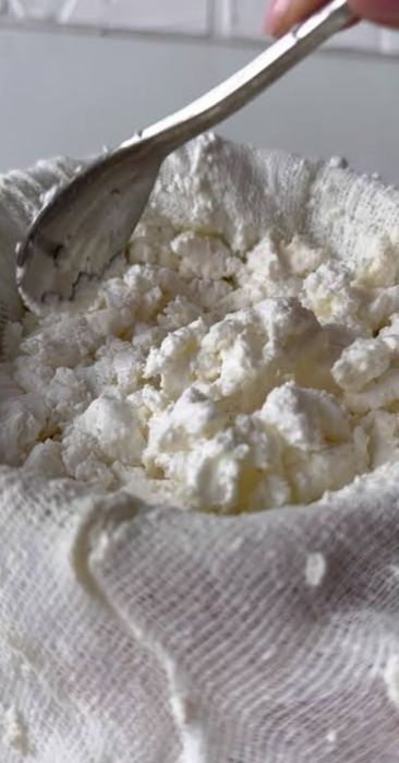 () Сімейна ферма ()