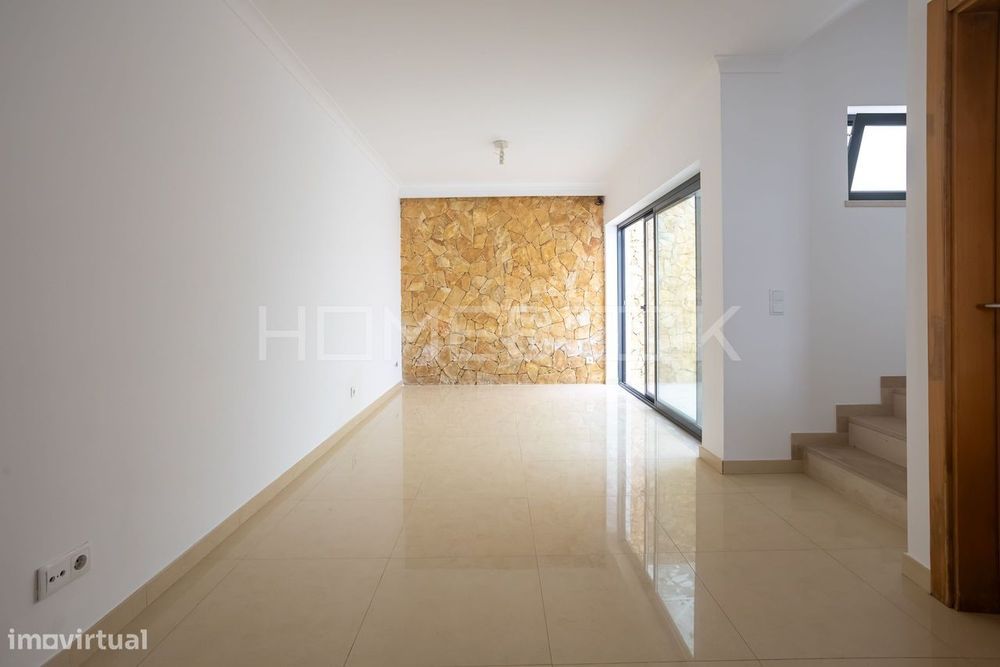 T3+1 + terraço + vista mar + proximidade da praia
