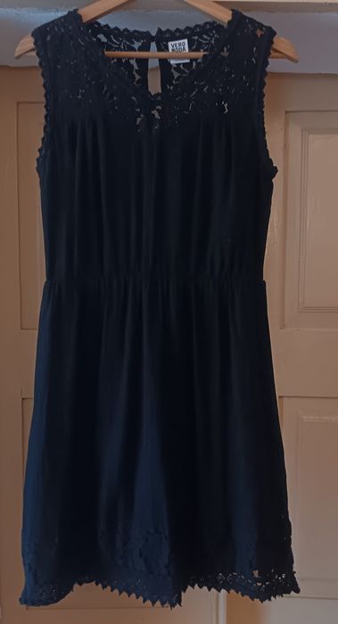 Vestido de renda preto casual