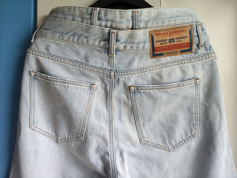 Jeansy damskie Diesel