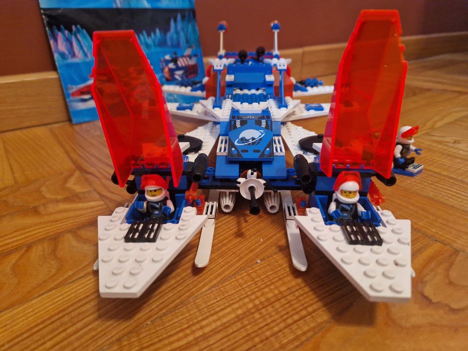 Lego 6973 ice planet system.