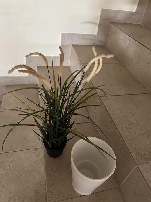 Vaso com planta PVC para decoração