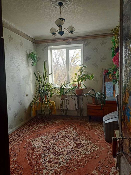 Уютная квартира в зелёном районе на Восточном. Кирпичный тёплый дом