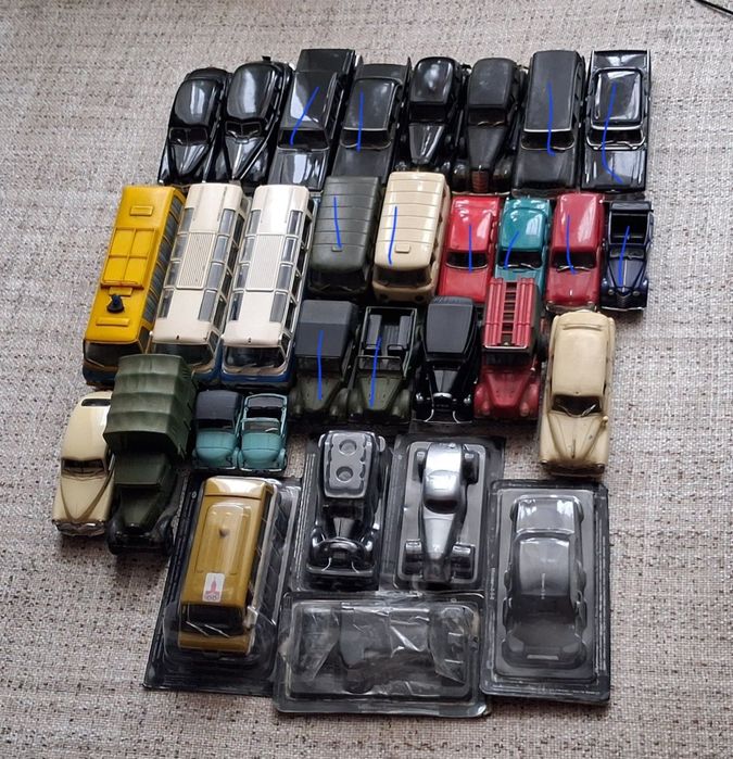 Лот з 30 моделей DeAgostini