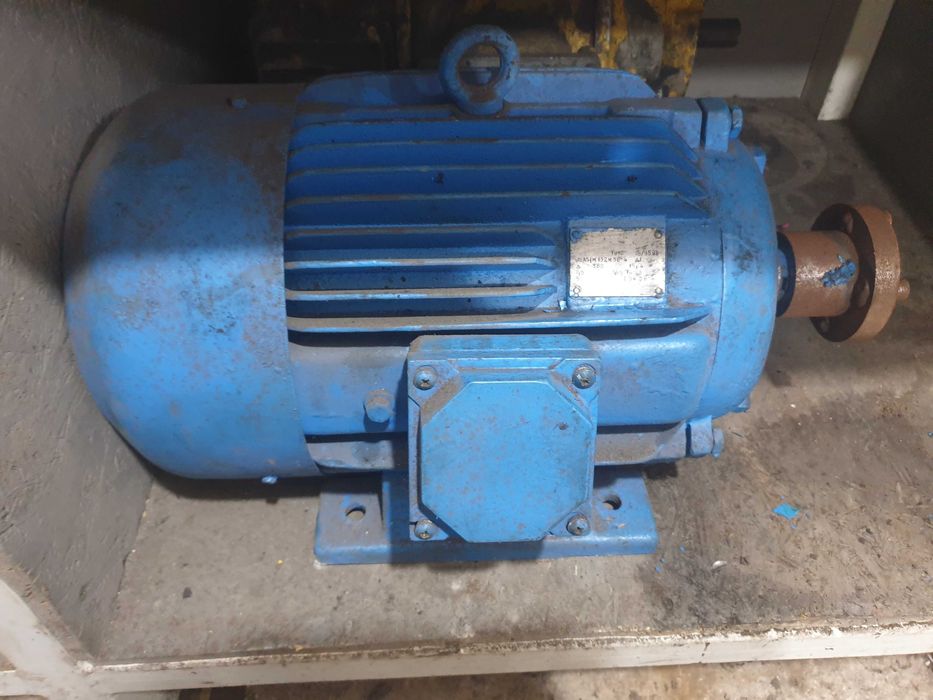 Электродвигатель | Двигатель | Мотор | Двигун | Електродвигун