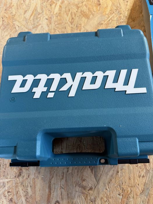 Berbequim Makita HP1631KX3 c/ 74 acessório