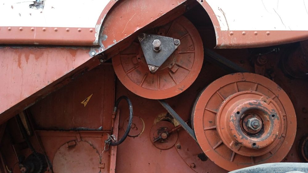 Продам комбайн Лаверда 3900