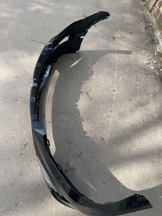 2024 Tesla У бампер