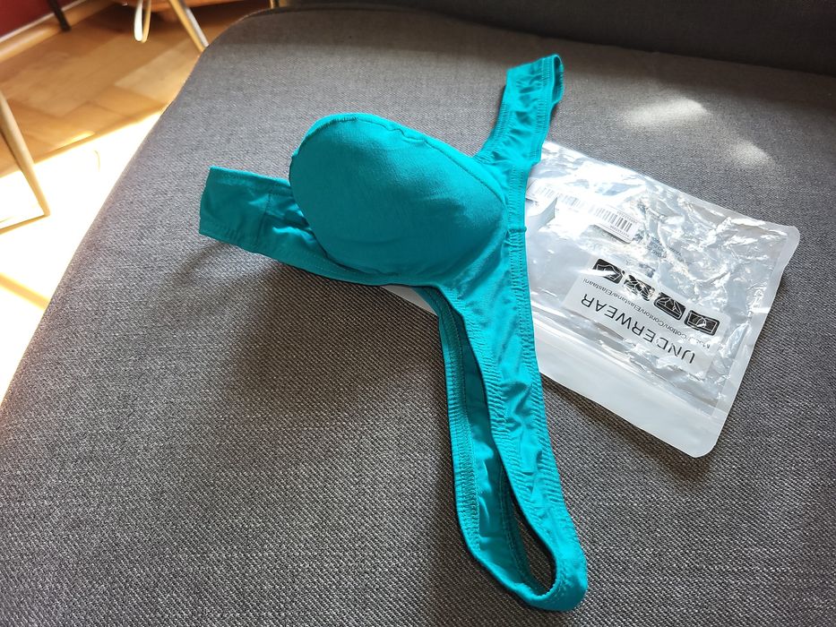 Super wygodne seksi stringi z kieszonką