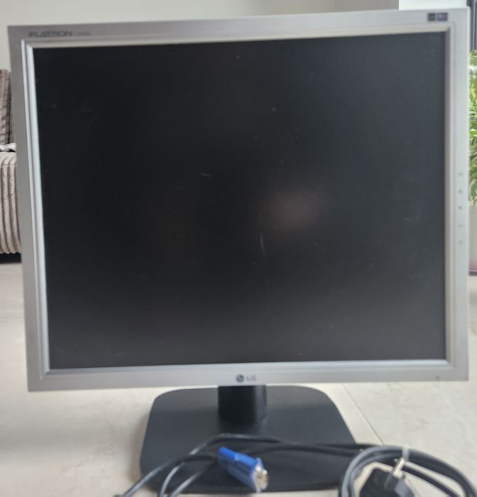 Monitor LG Flatron L1918S 19 cali