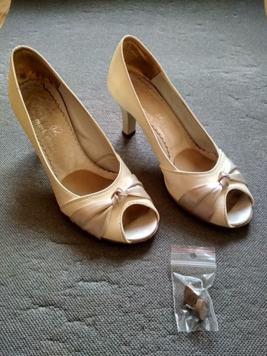 Eleganckie damskie buty ślubne