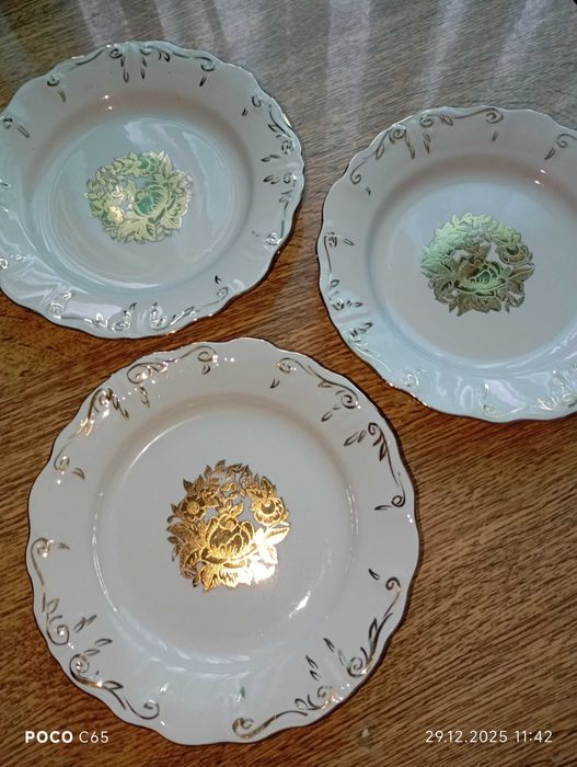 Вінтажні тарілки з позолотою d-17см.