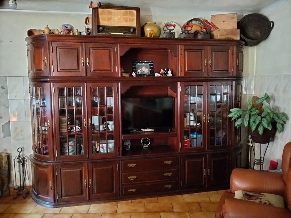 OFEREÇO Móvel cristaleira sala jantar
