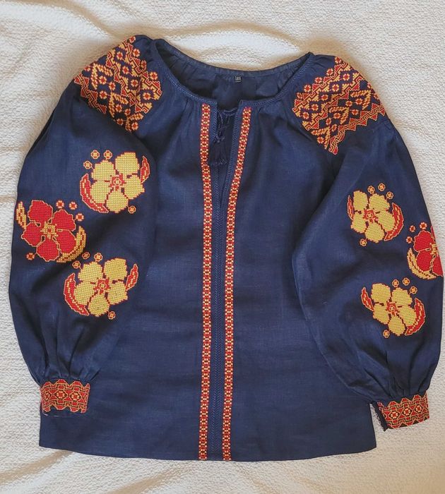 Вишиванка жіноча