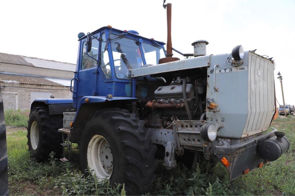 Трактор ХТЗ-150