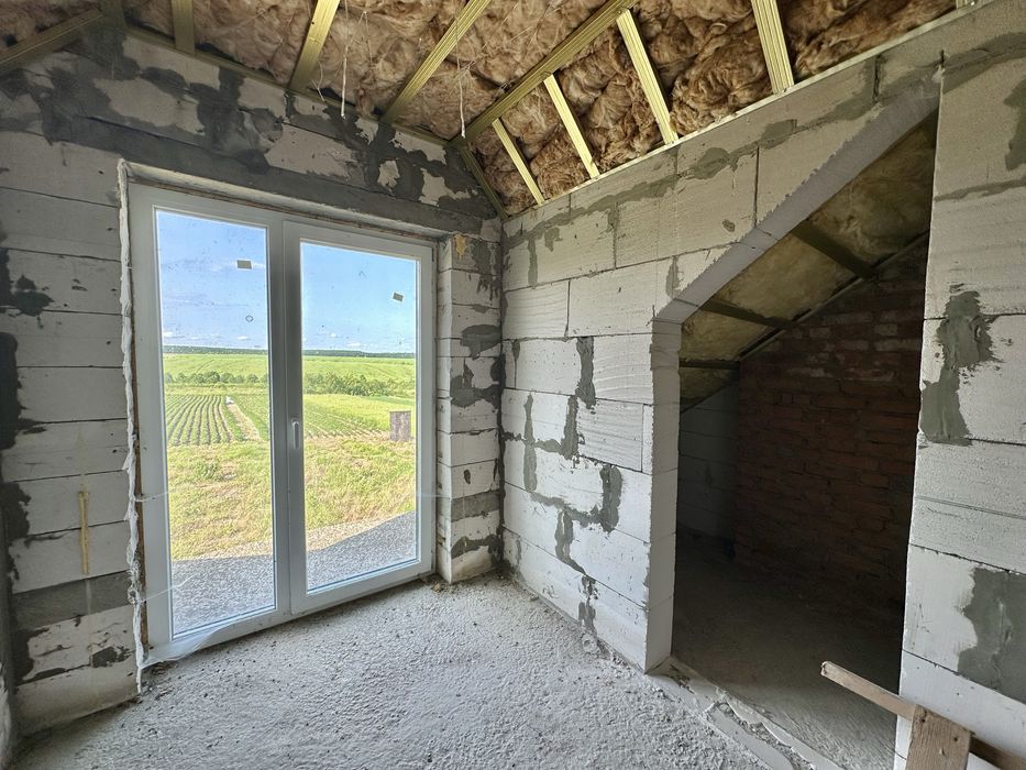 Продаж будинку біля Самбора (Воютичі)