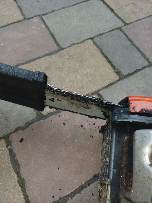 Продам бензопилу олеомак