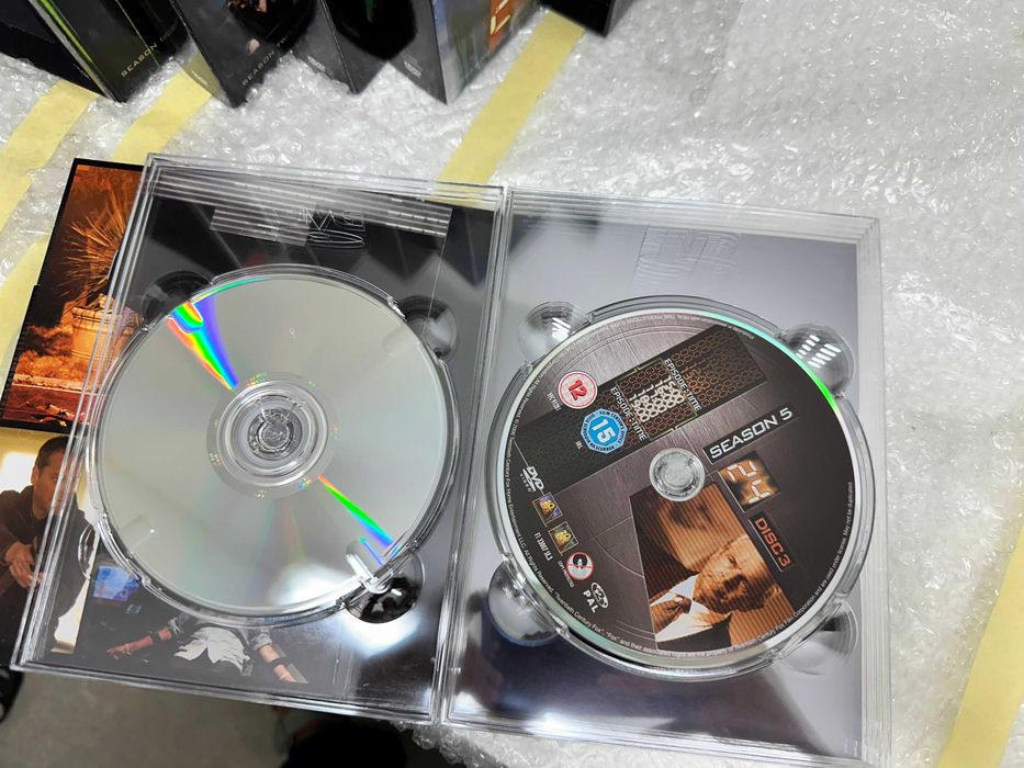 Caixa DVD colecionador da série 24 - temporadas 1-5