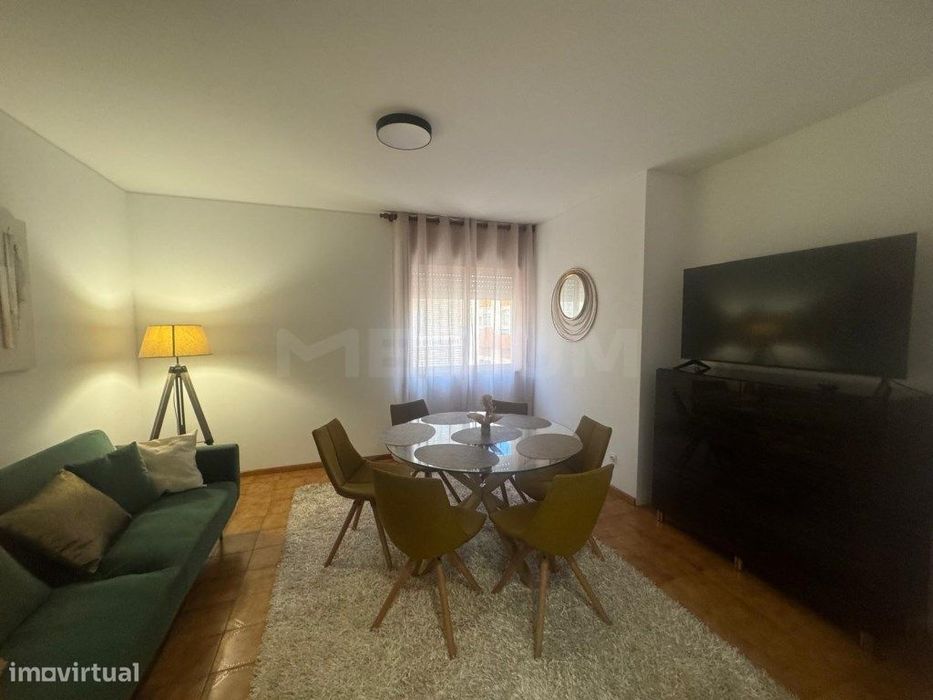 Apartamento T3 - localizado na 2ª linha de mar na Póvoa de Varzim