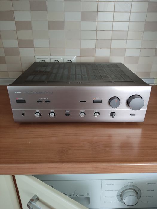 Integrated amplifier Yamaha AX-570