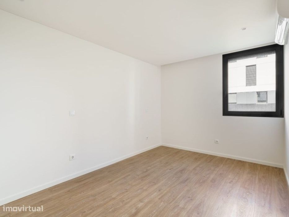 Apartamento T3 Novo em Tenões