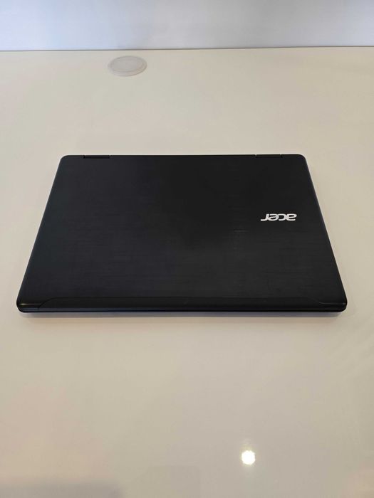 Portátil / Tablet Acer Spin 5 SP513 — i7, 8GB RAM, SSD, tátil e convertível 2 em 1