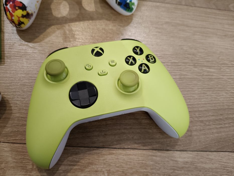 Super stan Konsola Xbox series x pad okablowanie pudelko