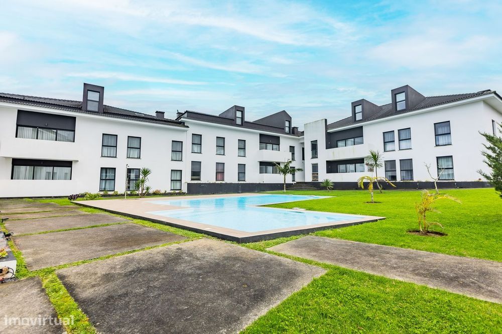 Apartamento Duplex T3 - São Vicente Ferreira.