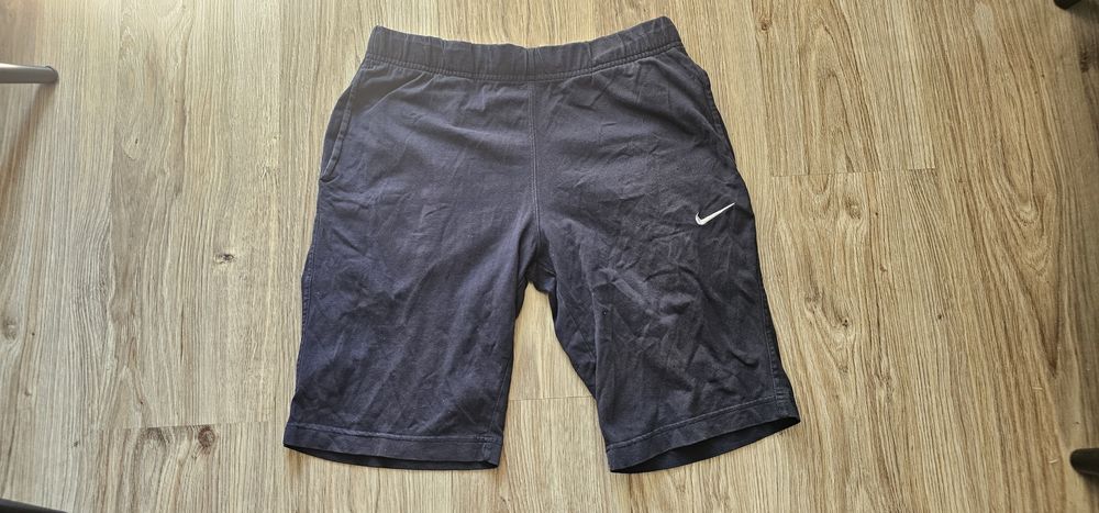 Nike męskie spodenki dresowe rozmiar M 100% bawełny wymiary na zdjęcia