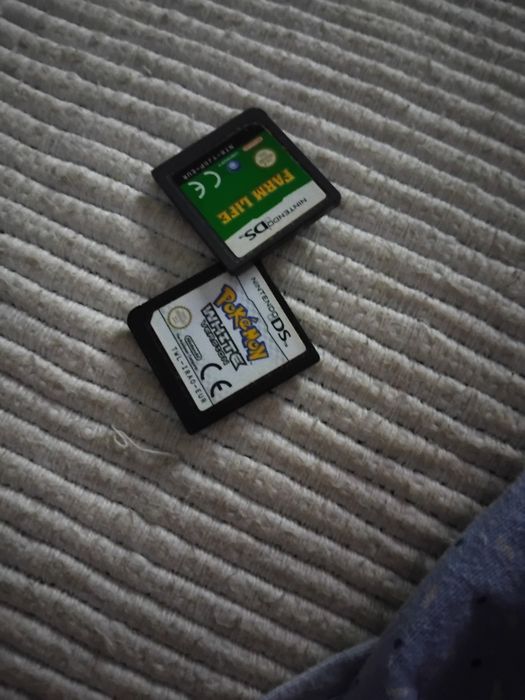 Dois psp um nintendo ds e 9 jogos de psp e 2 jogos de nintendo ds
