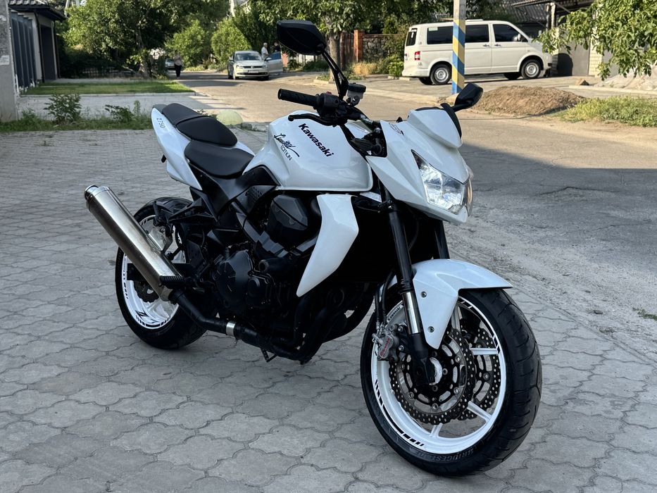 Продам Kawasaki Z750